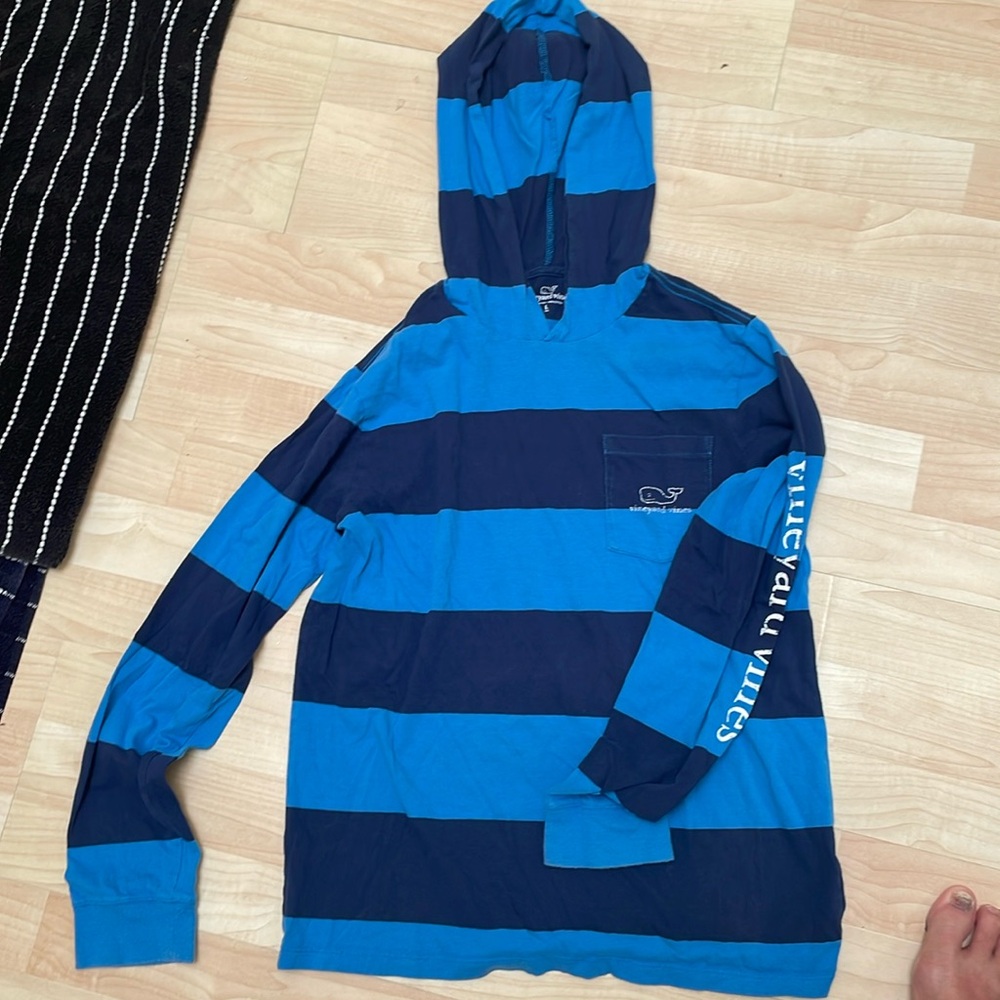 Vineyard Vines Boys striped  lightweight hoodie L